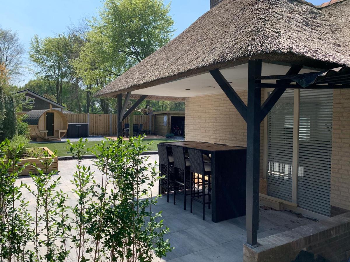 Liv Residence Holiday Home With Sauna & Fireplace Ermelo Esterno foto